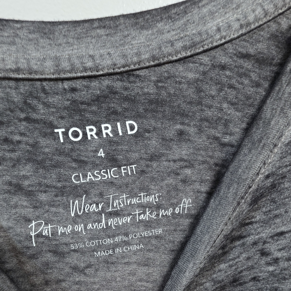 Torrid 4 4X 26 Burnout Cotton Graphic Tee Shirt Top Metallic Lunar Phases Moon - Picture 4 of 5